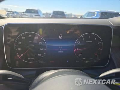 2025 Mercedes-Benz GLC 300 4MATIC - zdjęcie 6 z 18 - miniatura