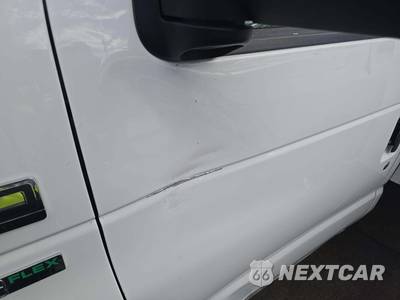 2019 Ford Super Duty E-350 Cutaway DRW - zdjęcie 22 z 26 - miniatura