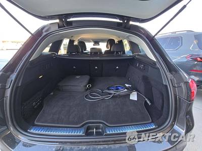 2026 Mercedes-Benz GLC 350e - zdjęcie 14 z 21 - miniatura
