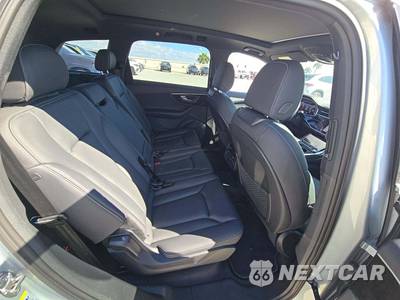 2025 Audi Q7 Premium 45 TFSI - zdjęcie 13 z 18 - miniatura