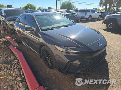 2025 Toyota Camry SE - zdjęcie 4 z 24 - miniatura
