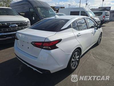 2022 Nissan Versa SV - zdjęcie 3 z 21 - miniatura