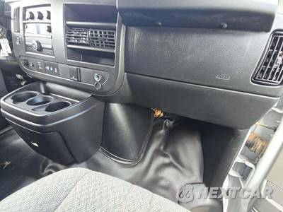 2018 Chevrolet Express 2500 Cargo Van 1WT 135.0" WB - zdjęcie 18 z 32 - miniatura