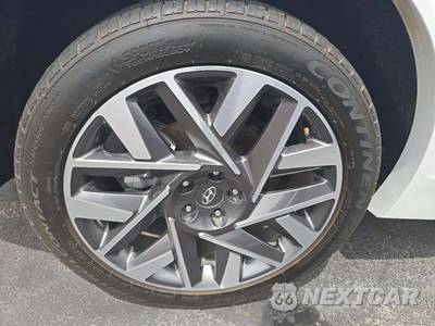 2023 Hyundai Santa Fe Calligraphy - zdjęcie 18 z 20 - miniatura