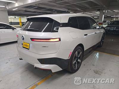 2023 BMW iX Sports Activity Vehicle xDrive50 - zdjęcie 3 z 21 - miniatura
