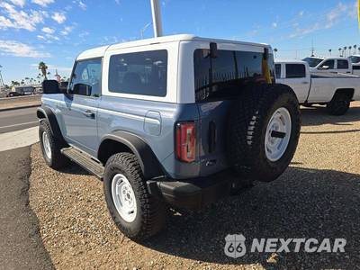 2024 Ford Bronco Heritage Edition Advanced - zdjęcie 2 z 22 - miniatura