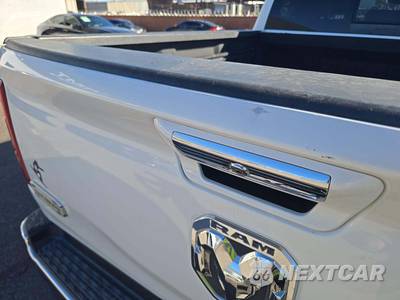 2020 Ram 1500 Longhorn Crew Cab Short Bed - zdjęcie 22 z 31 - miniatura