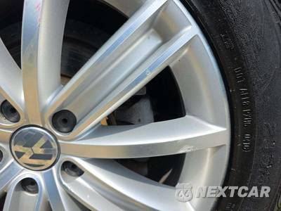 2016 Volkswagen Tiguan SE - zdjęcie 28 z 28 - miniatura