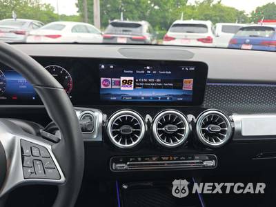 2025 Mercedes-Benz GLB 250 4MATIC - zdjęcie 10 z 20 - miniatura