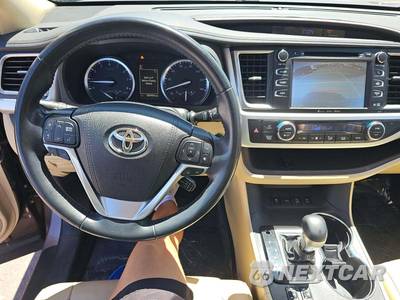 2018 Toyota Highlander XLE - zdjęcie 10 z 23 - miniatura