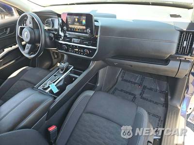 2025 Nissan Pathfinder SV - zdjęcie 20 z 24 - miniatura