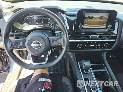 2025 Nissan Pathfinder SV - zdjęcie 10 z 24 - miniatura