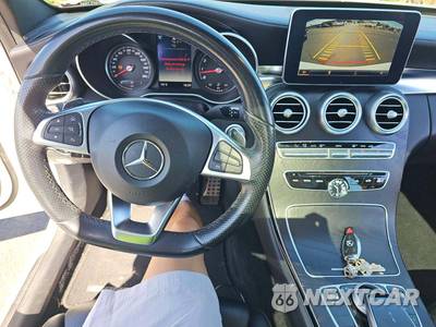 2015 Mercedes-Benz C 300 4MATIC Sedan w/Sport Pkg - zdjęcie 10 z 31 - miniatura