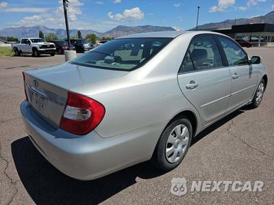 2002 Toyota Camry LE - zdjęcie 3 z 32 - miniatura