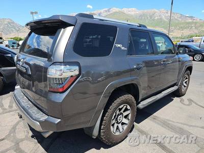 2017 Toyota 4Runner TRD Off-Road Premium - zdjęcie 3 z 27 - miniatura