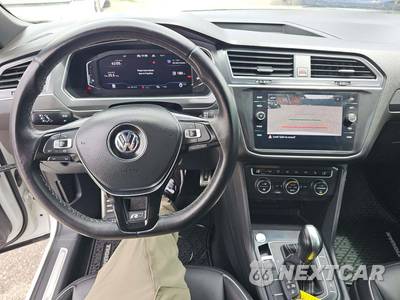 2021 Volkswagen Tiguan SEL Premium R-Line - zdjęcie 10 z 25 - miniatura