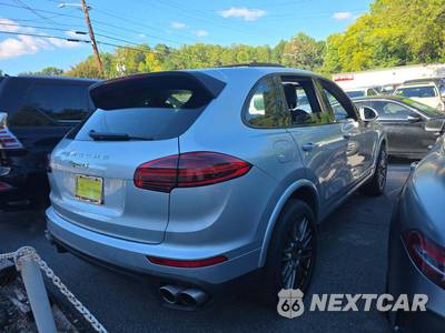 2017 Porsche Cayenne S E-Hybrid Platinum Ed - zdjęcie 3 z 23 - miniatura