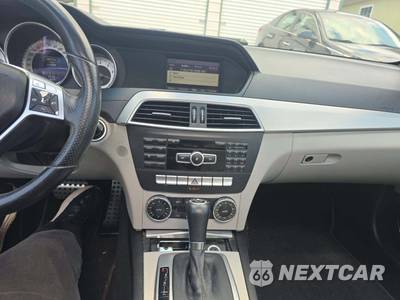 2014 Mercedes-Benz C 250 Sedan - zdjęcie 10 z 25 - miniatura
