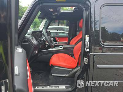 2025 Mercedes-Benz G 550 4MATIC - zdjęcie 6 z 20 - miniatura