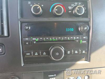 2017 Chevrolet Express 3500 Passenger Van LT 1LT 155.0" WB - zdjęcie 24 z 36 - miniatura