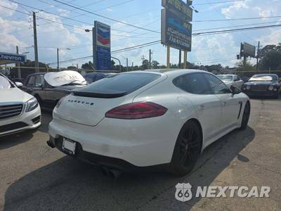 2015 Porsche Panamera - zdjęcie 3 z 27 - miniatura