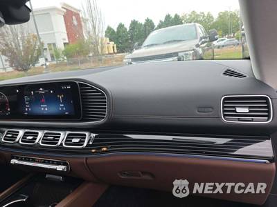 2025 Mercedes-Benz GLE 450 - zdjęcie 19 z 20 - miniatura