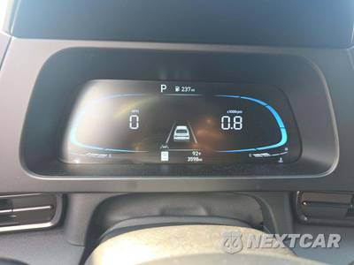 2026 Hyundai Elantra SEL Sport - zdjęcie 9 z 20 - miniatura