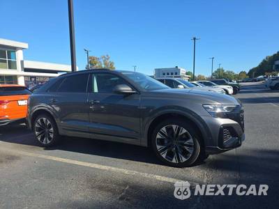 2025 Audi Q8 Premium 55 TFSI - zdjęcie 4 z 21 - miniatura