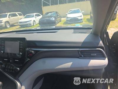 2021 Toyota Camry LE - zdjęcie 19 z 30 - miniatura