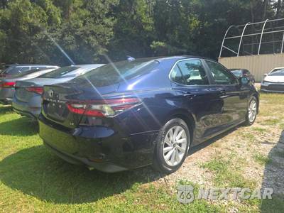 2021 Toyota Camry LE - zdjęcie 3 z 30 - miniatura