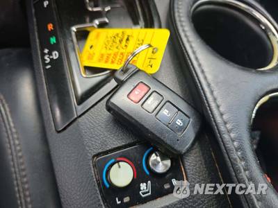 2015 Toyota Avalon Limited - zdjęcie 8 z 33 - miniatura