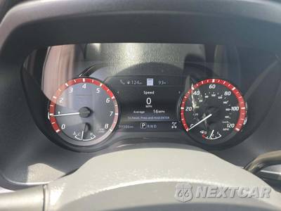 2023 Nissan TITAN PRO-4X Crew Cab Short Bed - zdjęcie 9 z 23 - miniatura