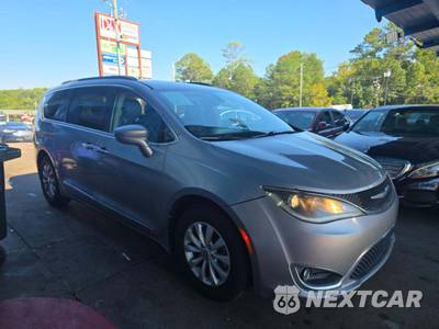 2017 Chrysler Pacifica Touring L 121.6" WB - zdjęcie 4 z 27 - miniatura