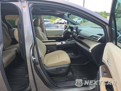 2022 Toyota Sienna XLE 8-Passenger 120.5" WB - zdjęcie 19 z 21 - miniatura