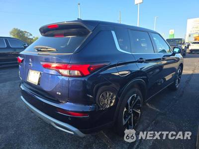 2024 Mitsubishi Outlander SE - zdjęcie 3 z 26 - miniatura