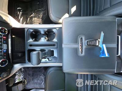 2026 Ford F-150 Platinum Crew Cab Short Bed - zdjęcie 8 z 23 - miniatura