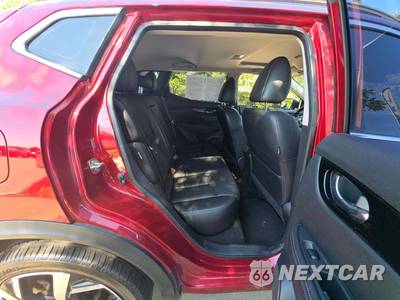 2021 Nissan Rogue Sport SL - zdjęcie 16 z 27 - miniatura