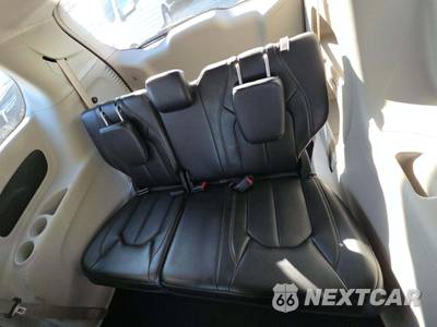 2024 Chrysler Pacifica Touring L 121.6" WB - zdjęcie 14 z 26 - miniatura