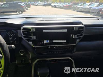 2024 Toyota Tundra SR5 Crew Cab Short Bed - zdjęcie 10 z 23 - miniatura