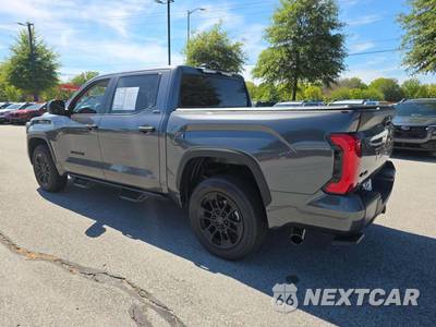 2024 Toyota Tundra SR5 Crew Cab Short Bed - zdjęcie 2 z 23 - miniatura