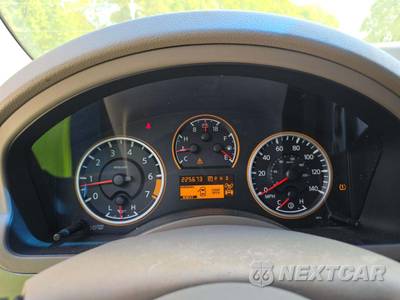 2010 Nissan Armada SE - zdjęcie 9 z 36 - miniatura