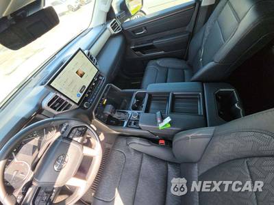 2023 Toyota Tundra Limited Crew Cab Short Bed - zdjęcie 8 z 30 - miniatura