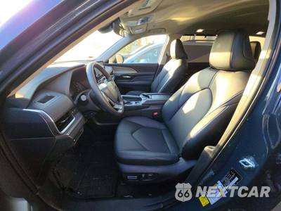 2026 Toyota Grand Highlander Hybrid XLE - zdjęcie 6 z 32 - miniatura