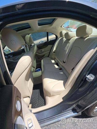 2016 Mercedes-Benz C 300 4MATIC w/Luxury Pkg - zdjęcie 13 z 26 - miniatura