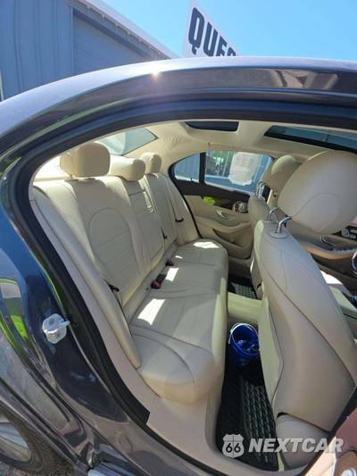 2016 Mercedes-Benz C 300 4MATIC w/Luxury Pkg - zdjęcie 16 z 26 - miniatura