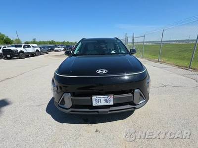 2025 Hyundai Kona SEL - zdjęcie 2 z 28 - miniatura