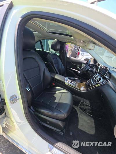 2017 Mercedes-Benz C 300 4MATIC Sedan - zdjęcie 18 z 24 - miniatura