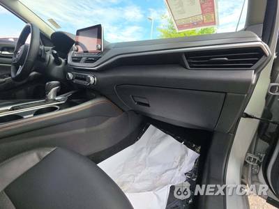 2025 Nissan Altima SR - zdjęcie 16 z 24 - miniatura