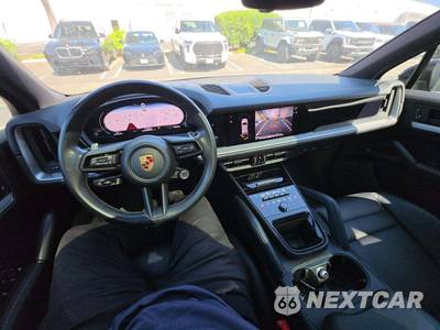2024 Porsche Cayenne - zdjęcie 10 z 26 - miniatura