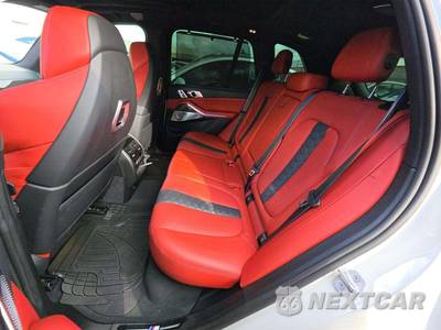 2024 BMW X5 M Sports Activity Vehicle Competition - zdjęcie 13 z 31 - miniatura